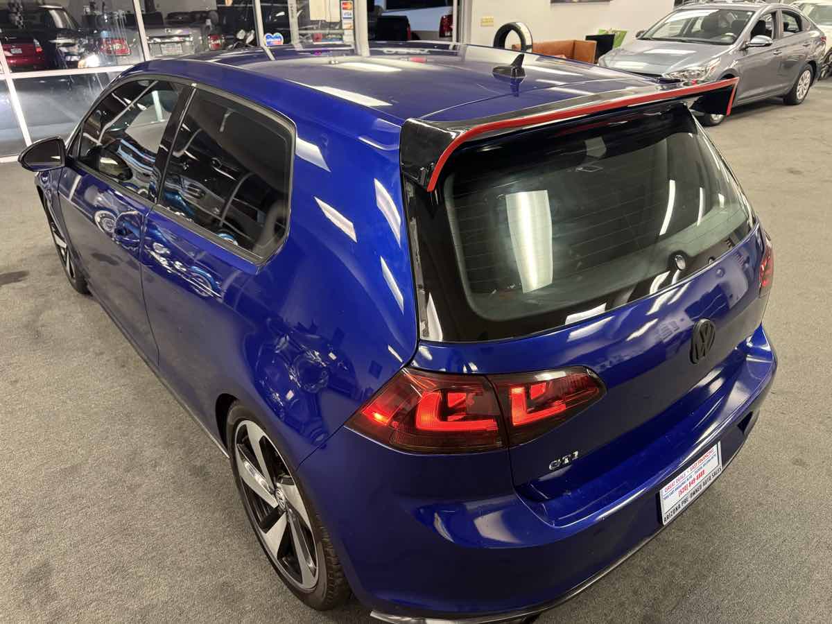 2016 Volkswagen Golf GTI S Performance photo 22