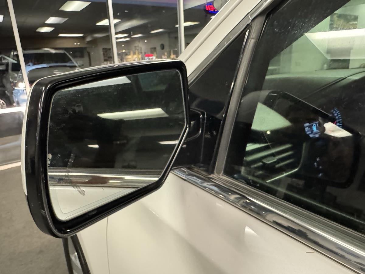 2020 Chevrolet Tahoe LT photo 28