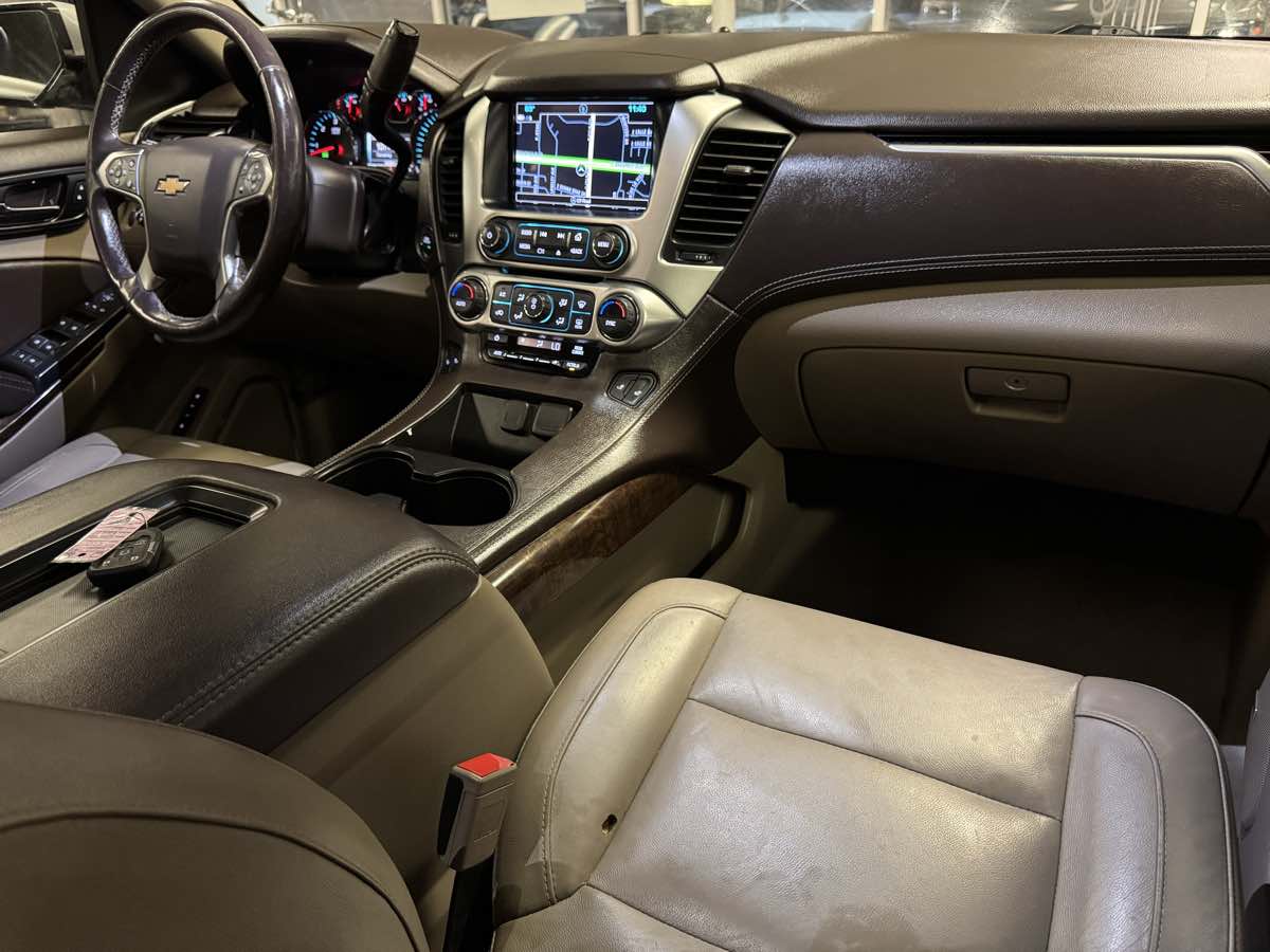 2020 Chevrolet Tahoe LT photo 44
