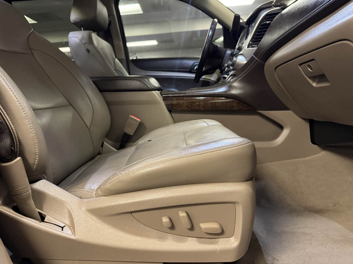 2020 Chevrolet Tahoe LT photo 47