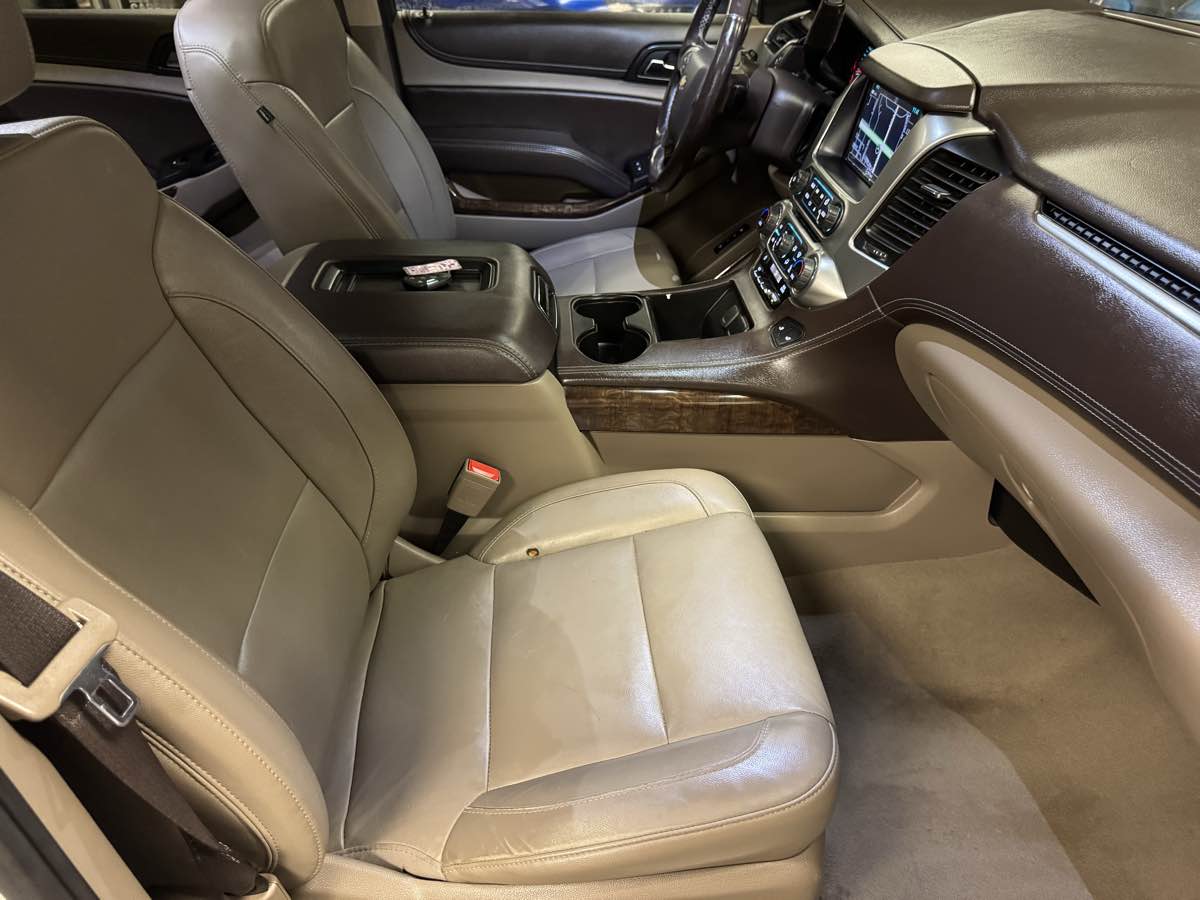 2020 Chevrolet Tahoe LT photo 48