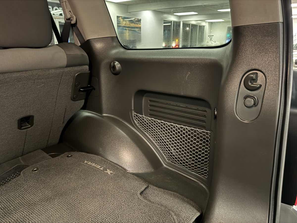 2012 Nissan Xterra X photo 22