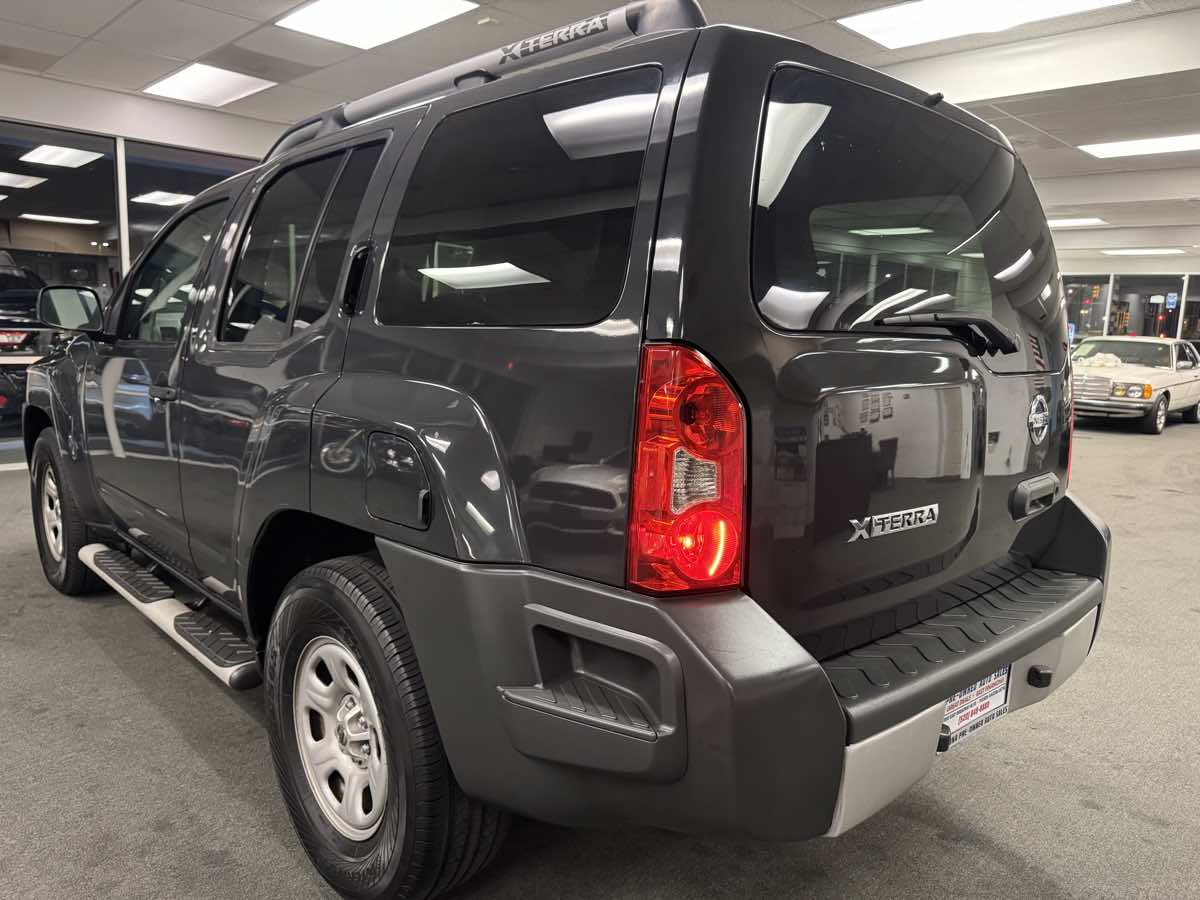 2012 Nissan Xterra X photo 23