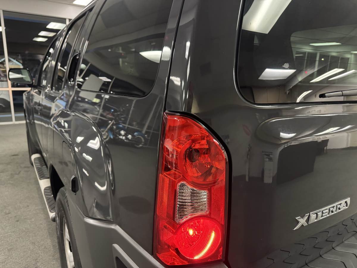 2012 Nissan Xterra X photo 25