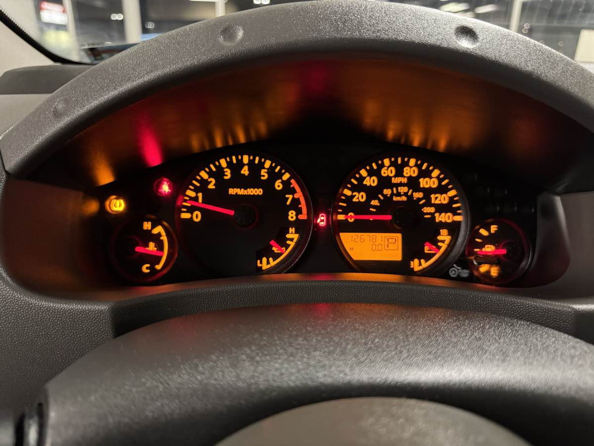 2012 Nissan Xterra X photo 35