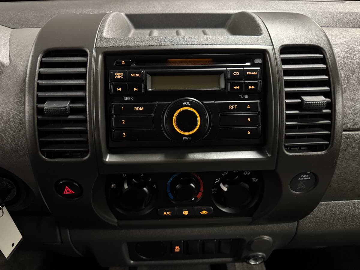 2012 Nissan Xterra X photo 36