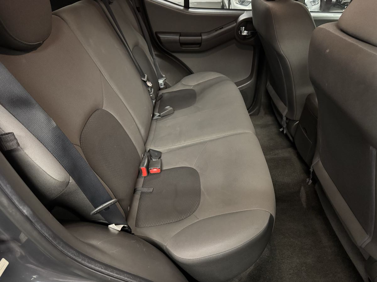2012 Nissan Xterra X photo 48
