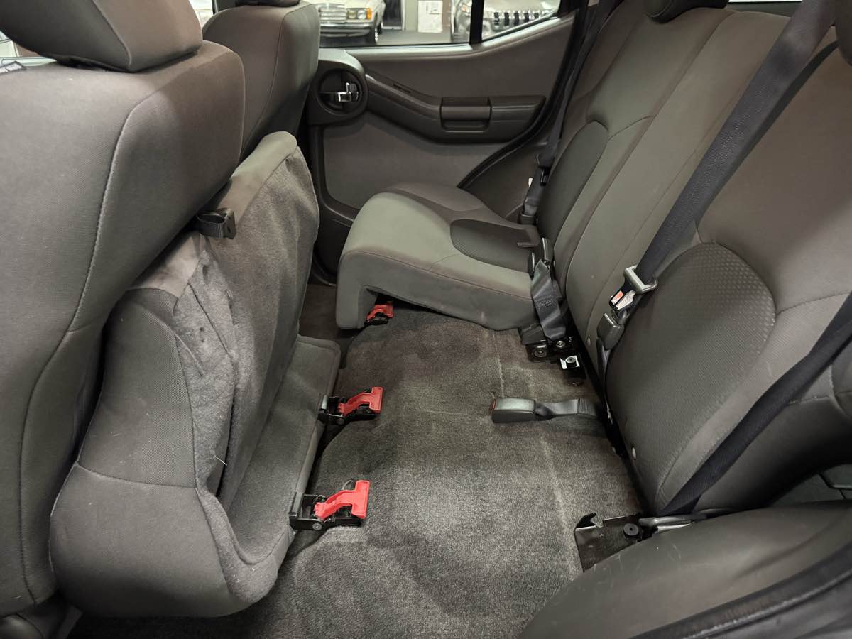 2012 Nissan Xterra X photo 53