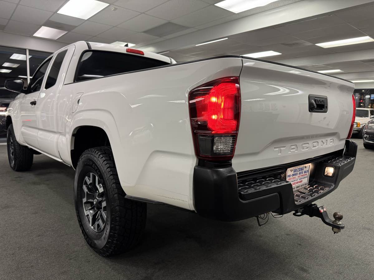 2018 Toyota Tacoma SR photo 21