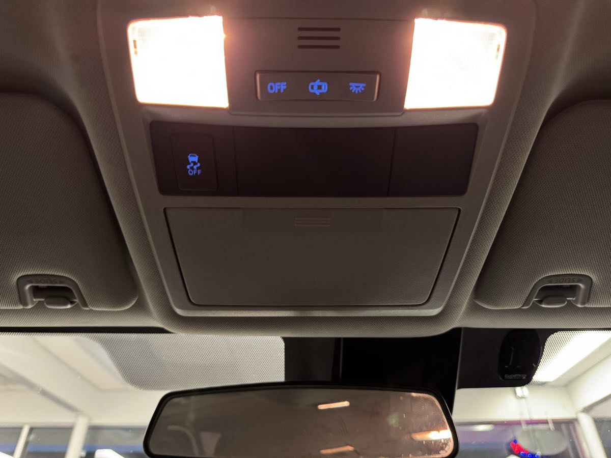 2018 Toyota Tacoma SR photo 39
