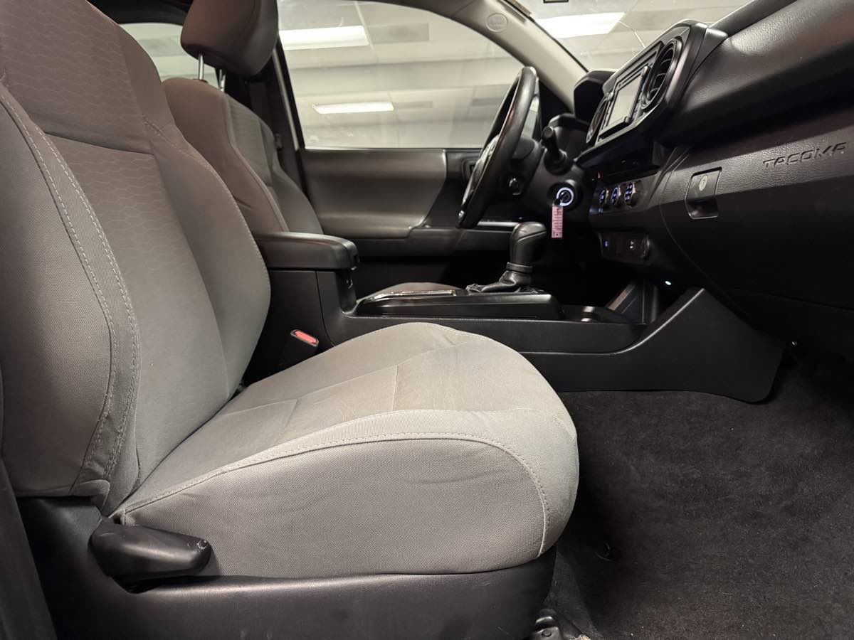 2018 Toyota Tacoma SR photo 43