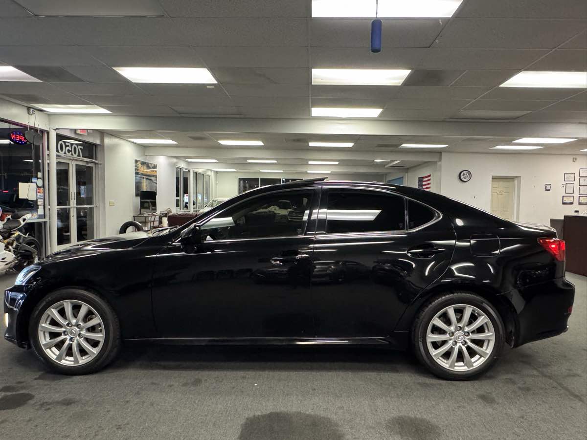 2006 Lexus IS 250 AWD photo 25