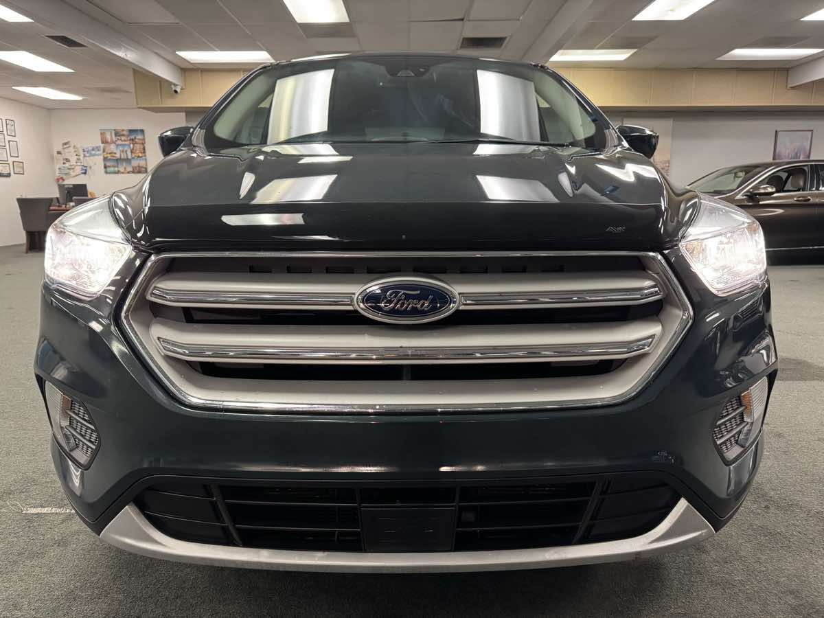 2019 Ford Escape SE photo 5