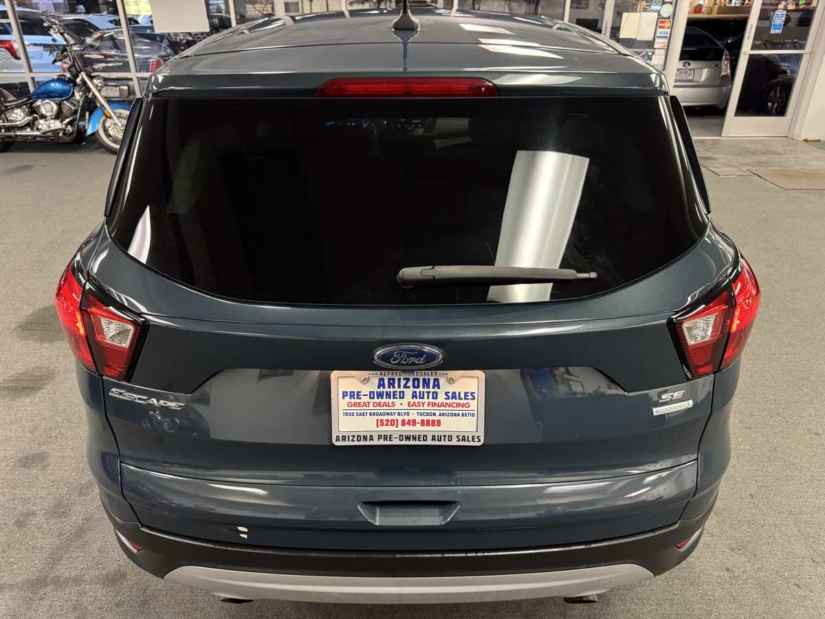 2019 Ford Escape SE photo 18