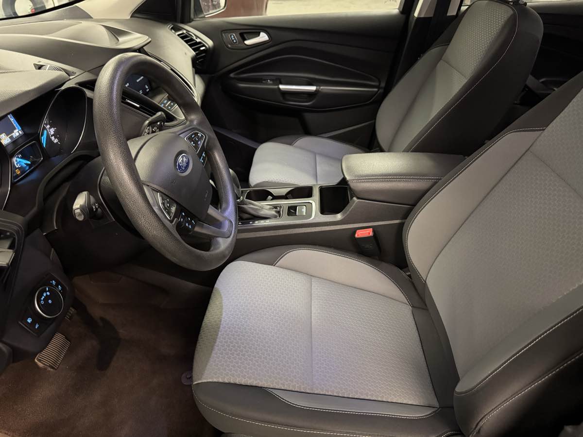 2019 Ford Escape SE photo 30