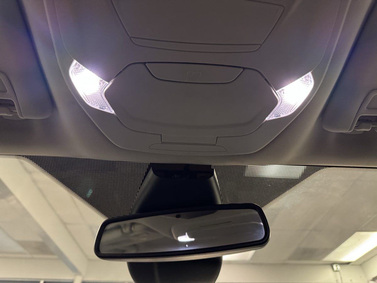 2019 Ford Escape SE photo 40