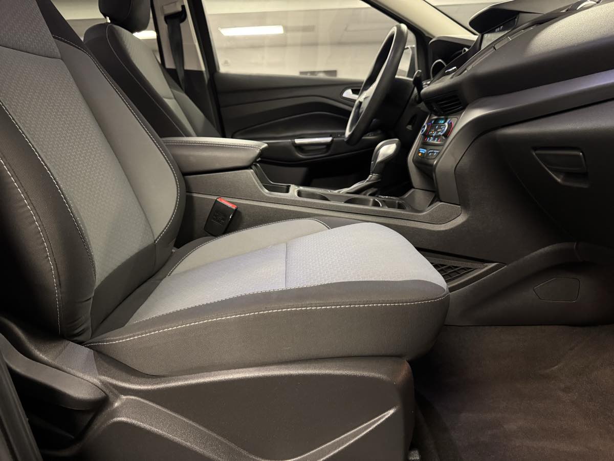 2019 Ford Escape SE photo 43