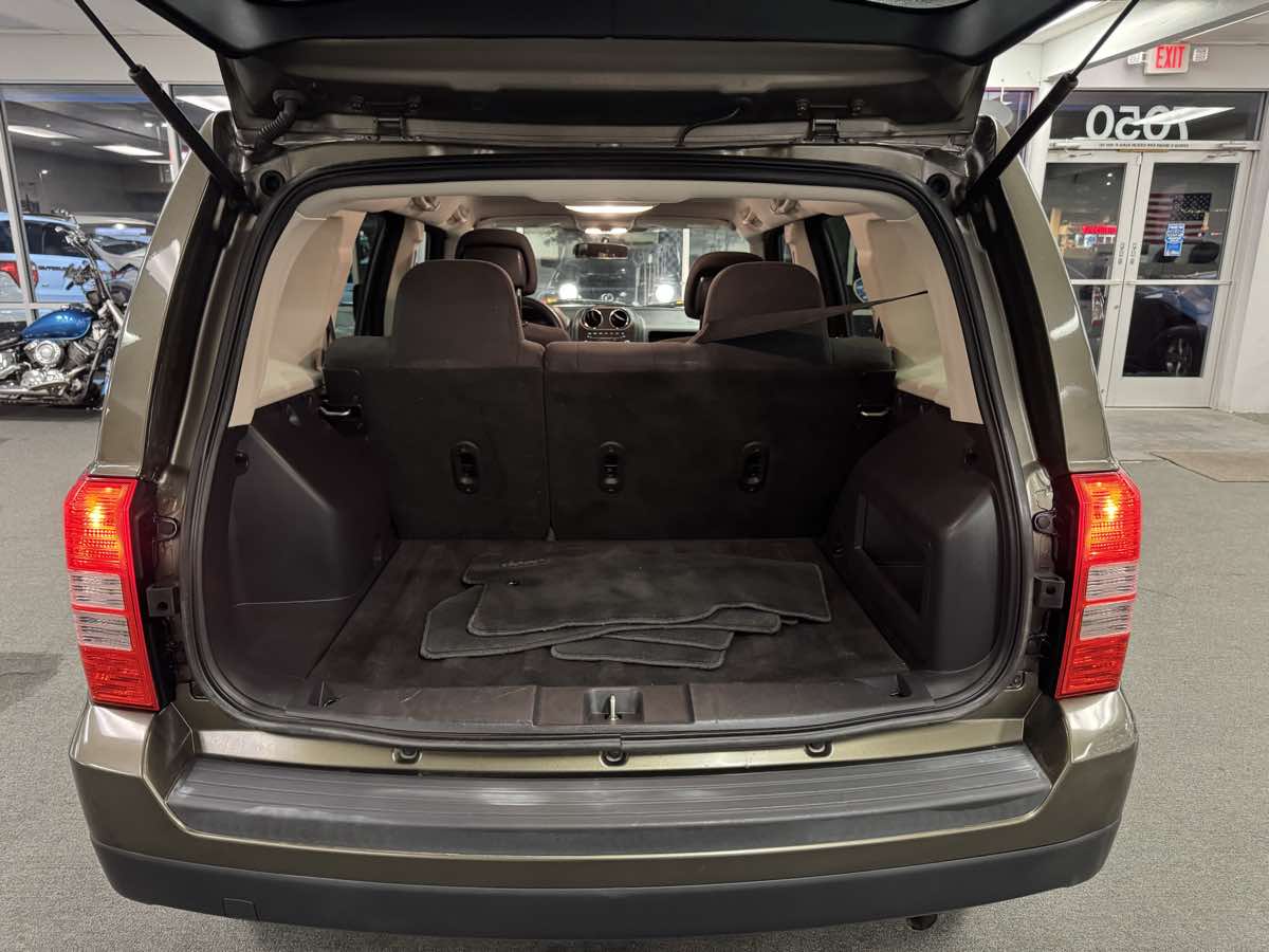 2015 Jeep Patriot Sport photo 19
