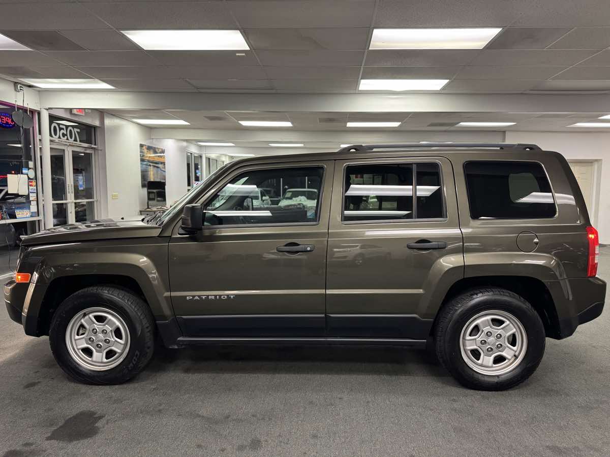 2015 Jeep Patriot Sport photo 25