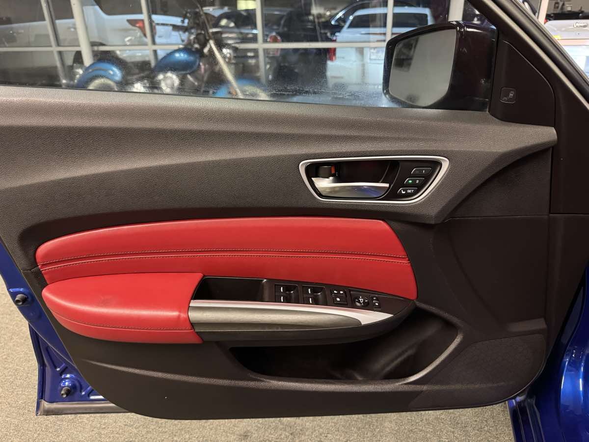 2019 Acura TLX 3.5L A-Spec photo 28