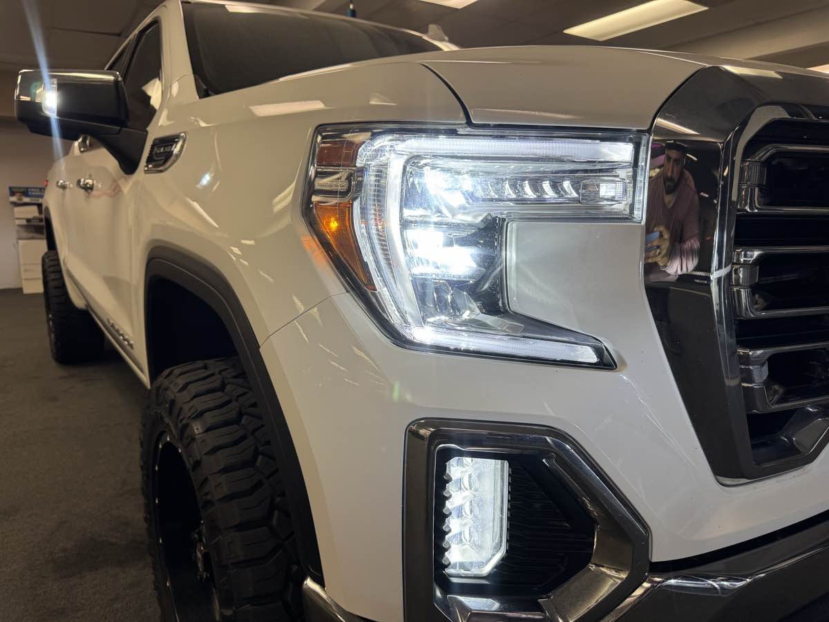 2020 Gmc Sierra 1500 SLT photo 10