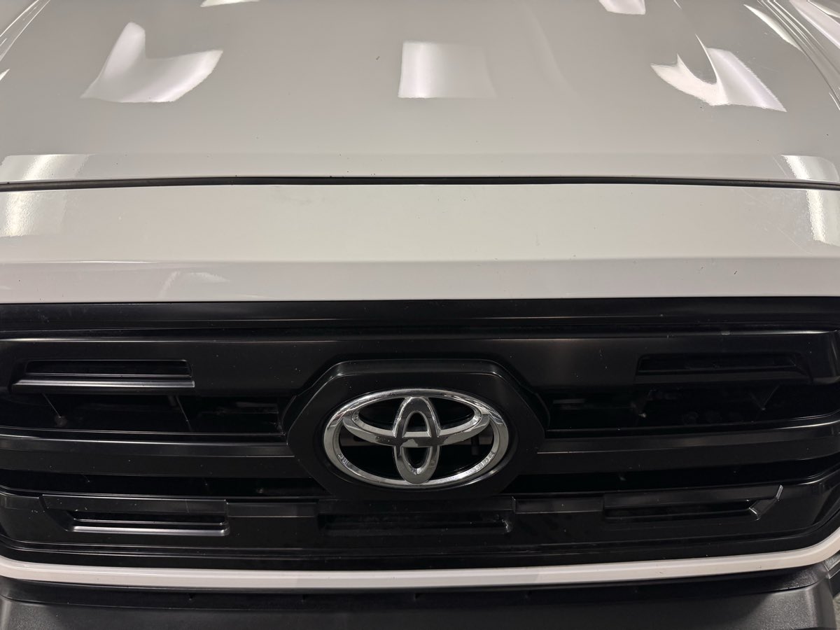 2017 Toyota Tacoma SR photo 8