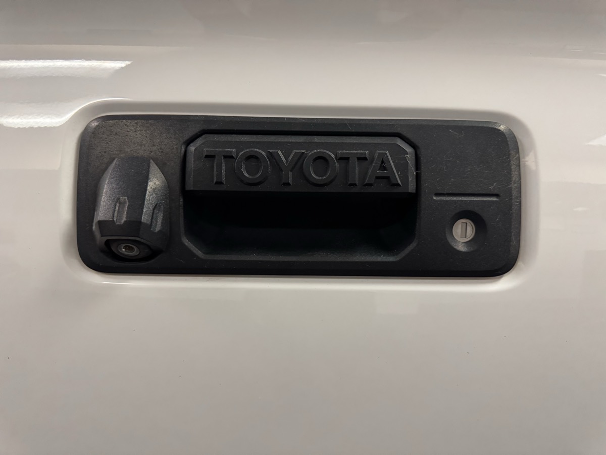 2017 Toyota Tacoma SR photo 20