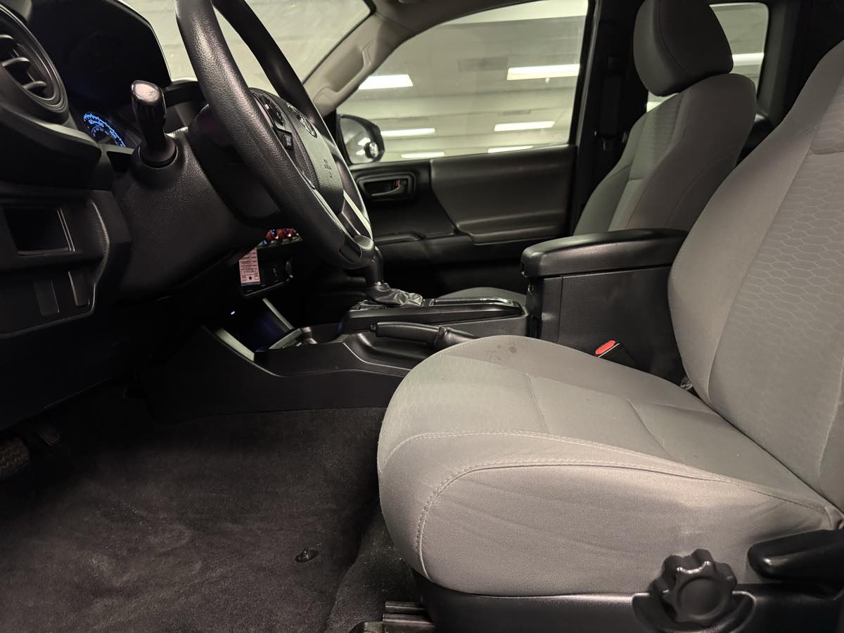 2017 Toyota Tacoma SR photo 30
