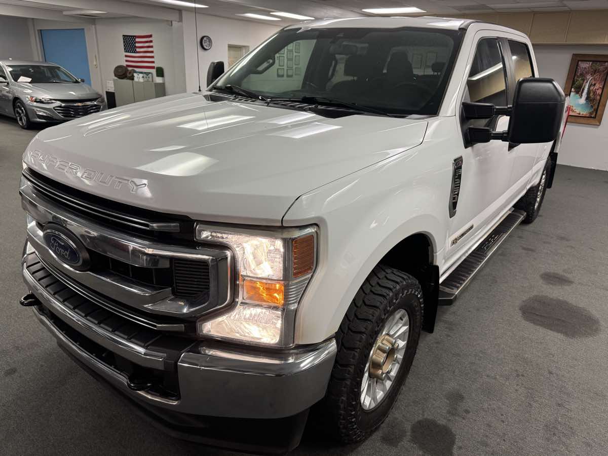 2021 Ford F-250 XL photo 3