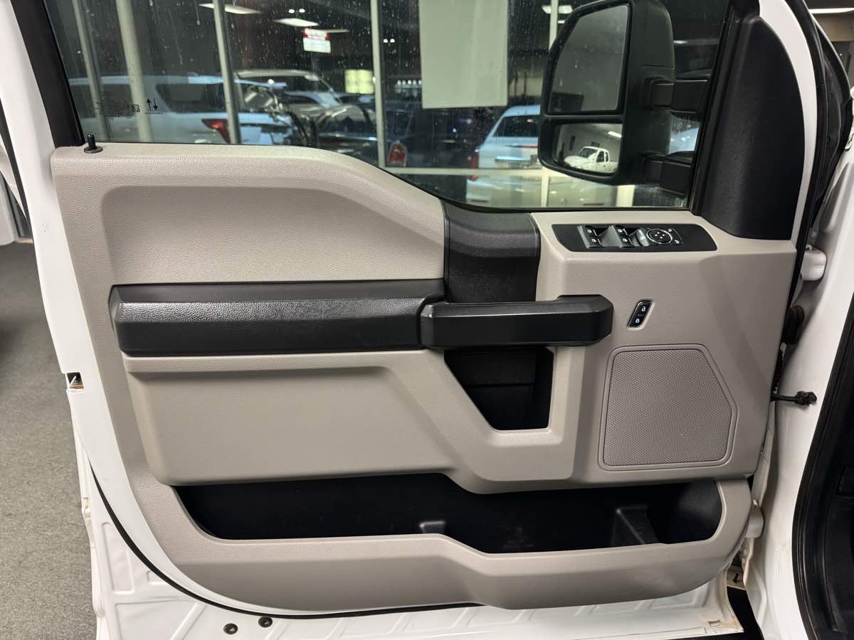 2021 Ford F-250 XL photo 32