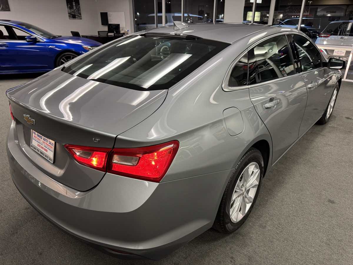 2023 Chevrolet Malibu 1LT photo 16