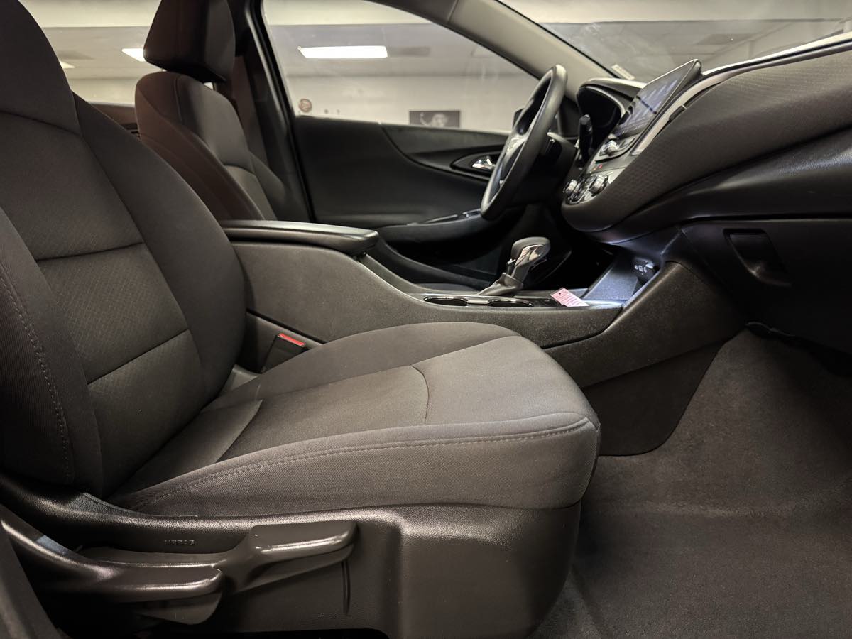 2023 Chevrolet Malibu 1LT photo 43