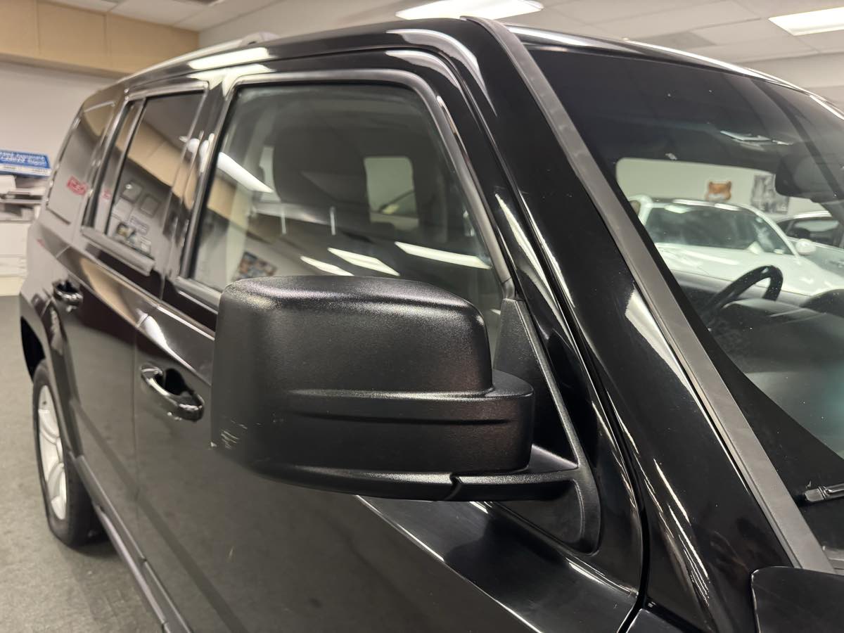 2016 Jeep Patriot Latitude photo 11