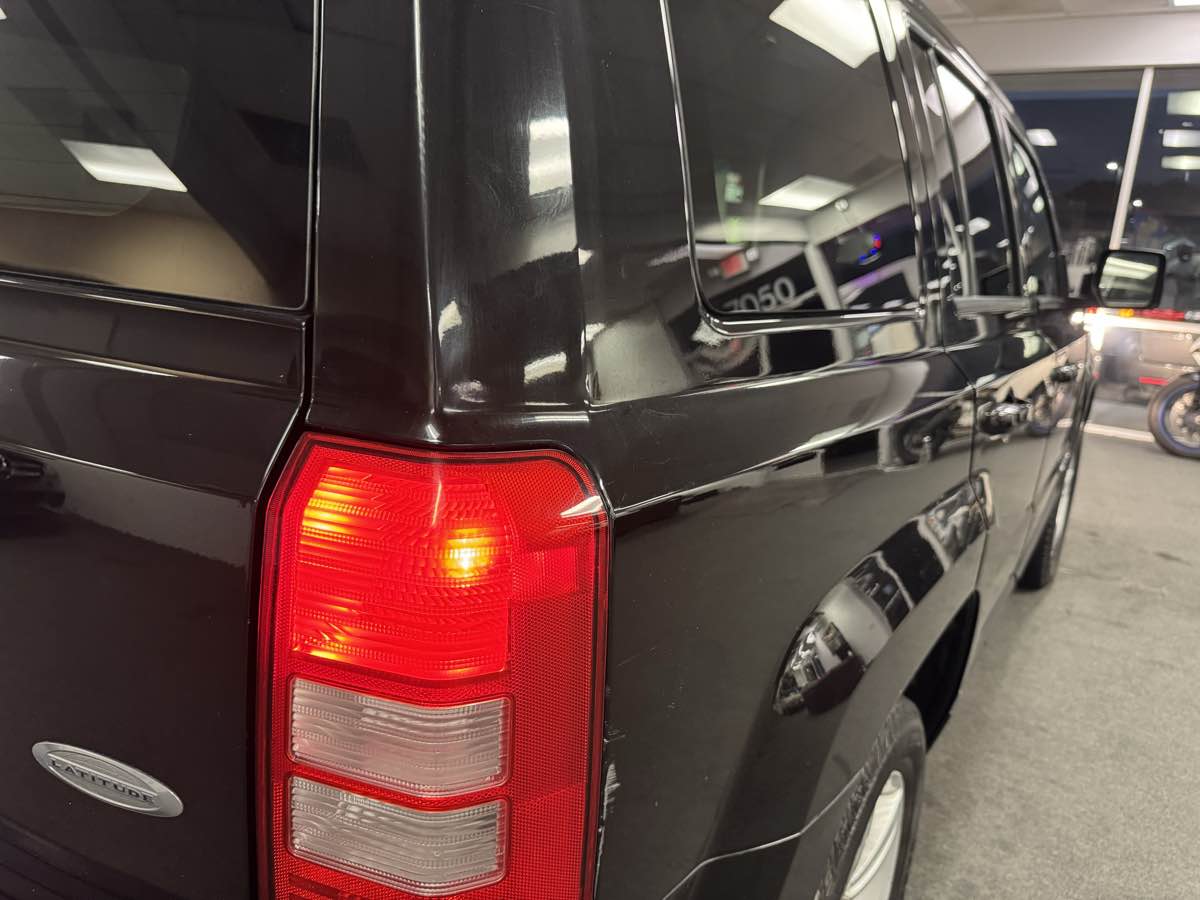 2016 Jeep Patriot Latitude photo 15