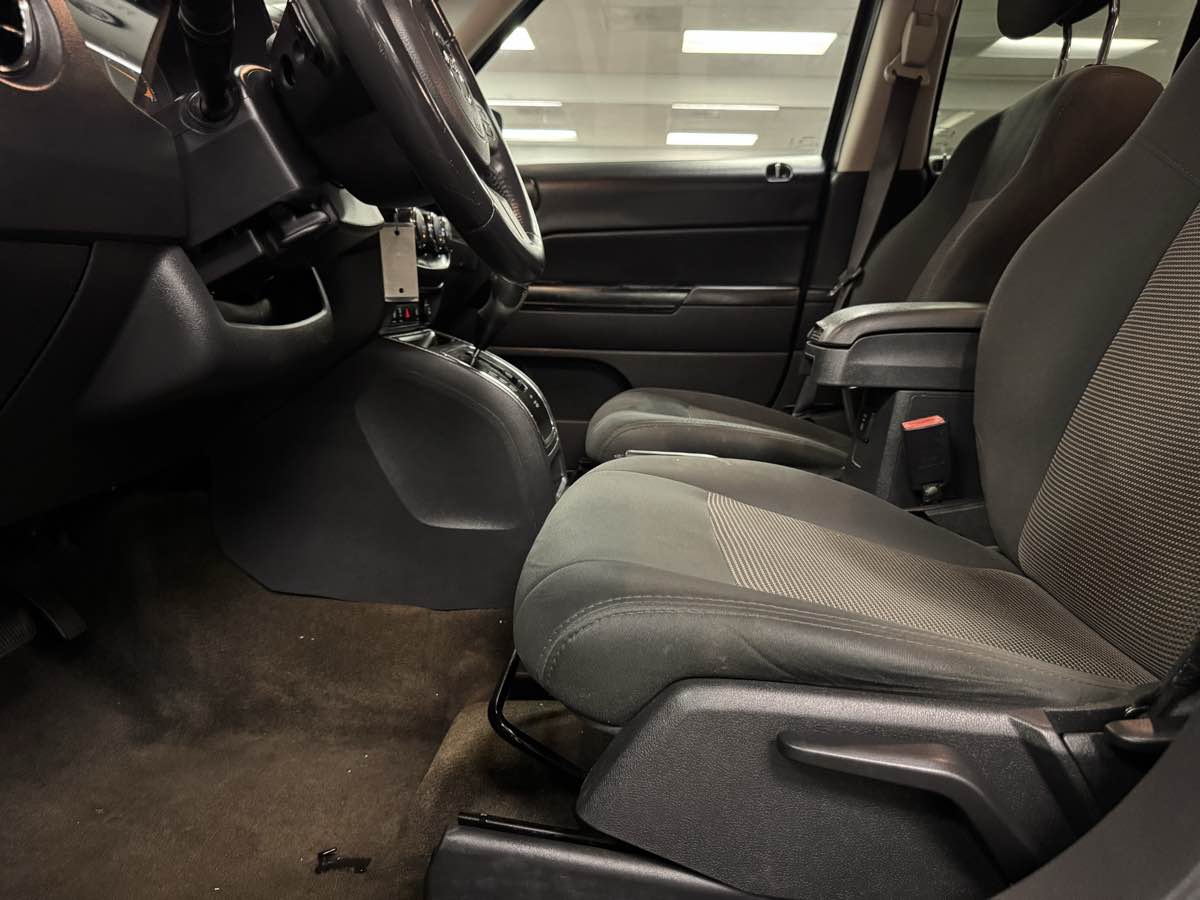 2016 Jeep Patriot Latitude photo 27