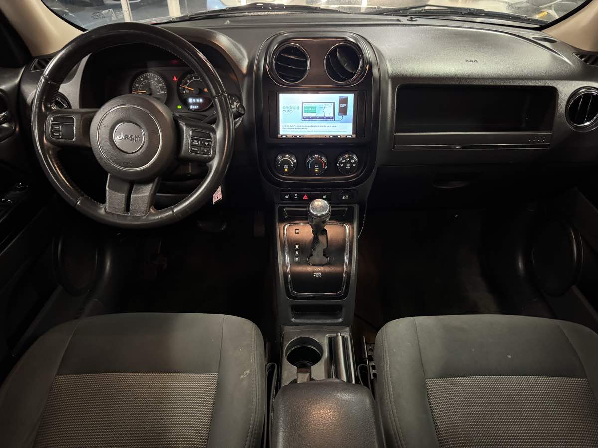 2016 Jeep Patriot Latitude photo 30
