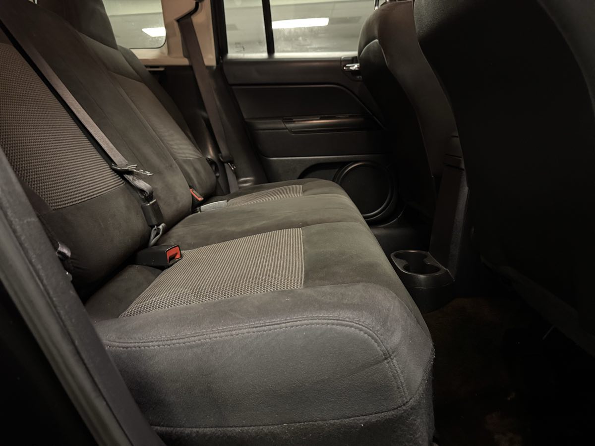 2016 Jeep Patriot Latitude photo 41