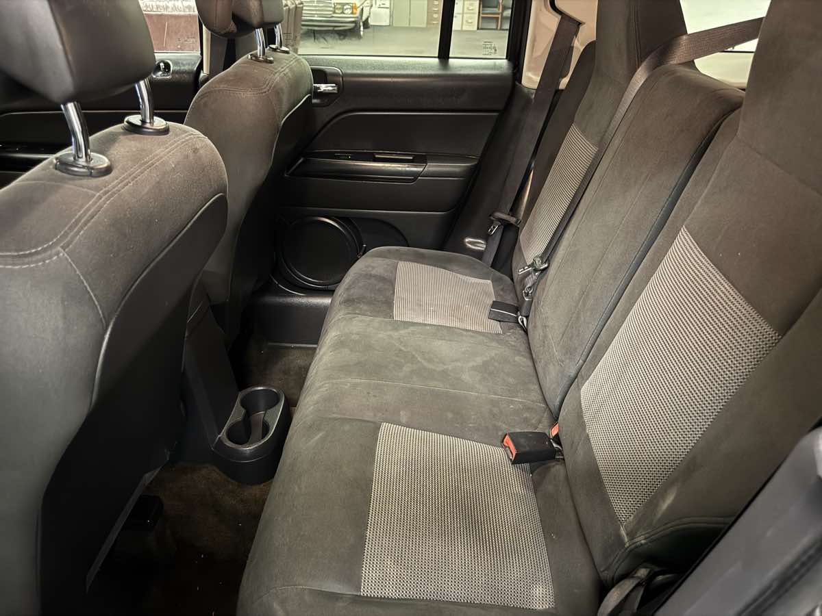 2016 Jeep Patriot Latitude photo 47