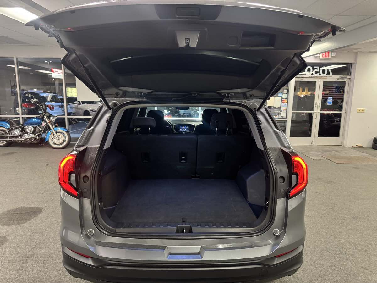 2020 Gmc Terrain SLE photo 20