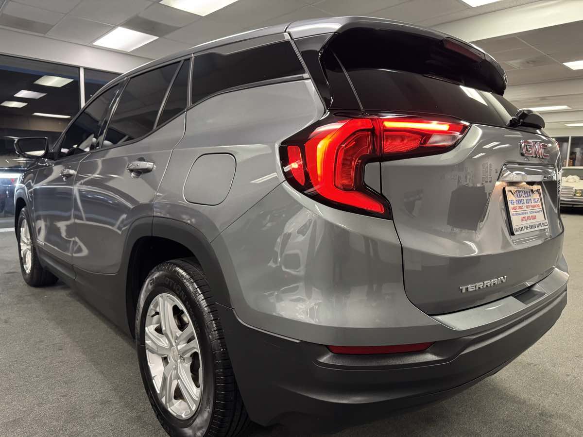 2020 Gmc Terrain SLE photo 25