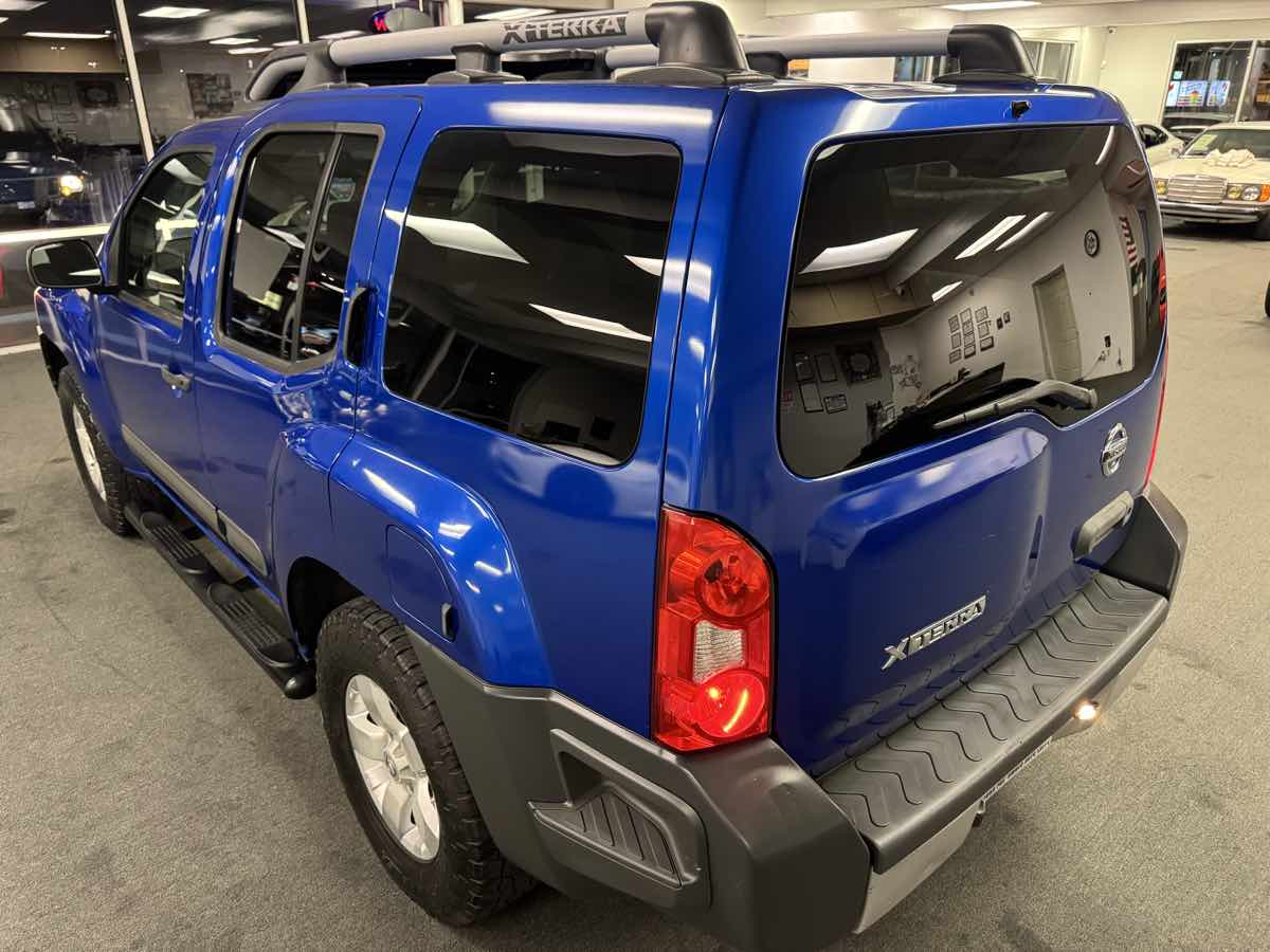 2012 Nissan Xterra S photo 18