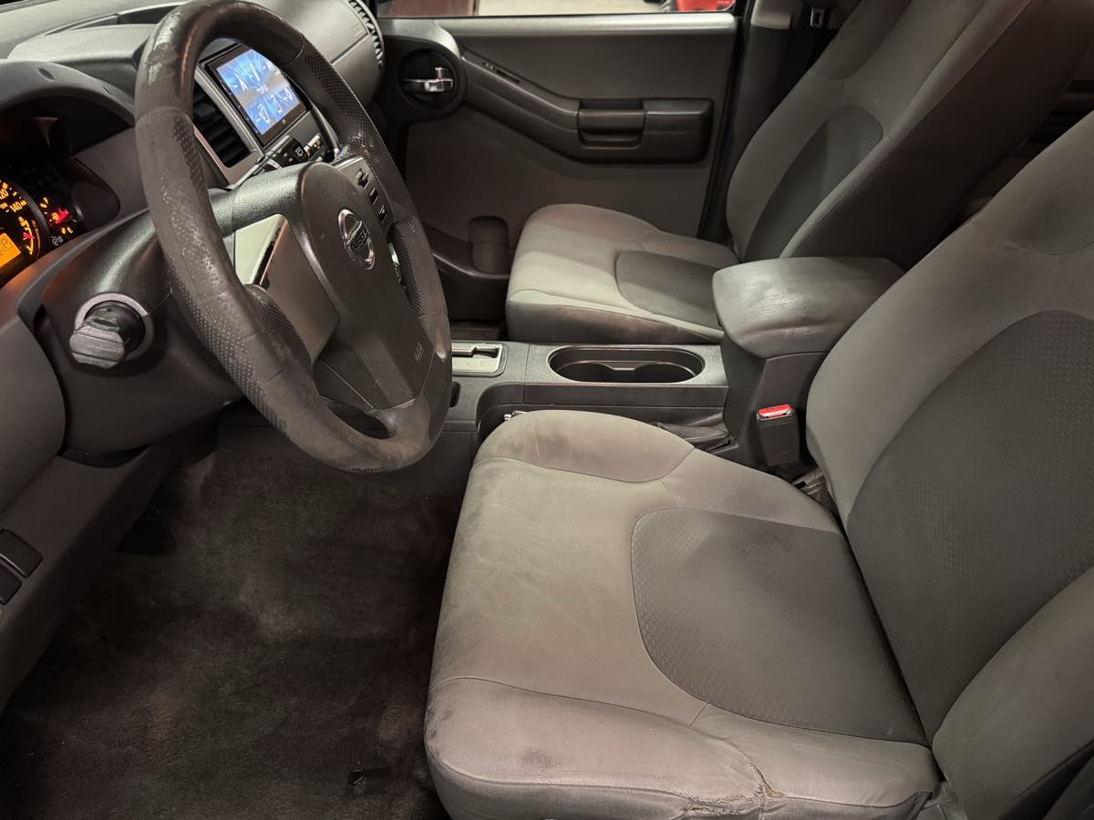 2012 Nissan Xterra S photo 25