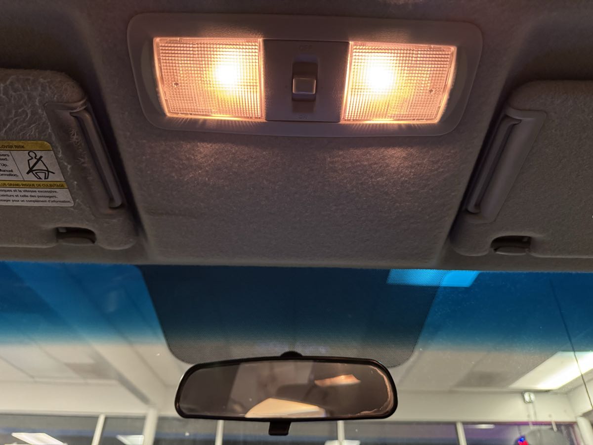 2012 Nissan Xterra S photo 33