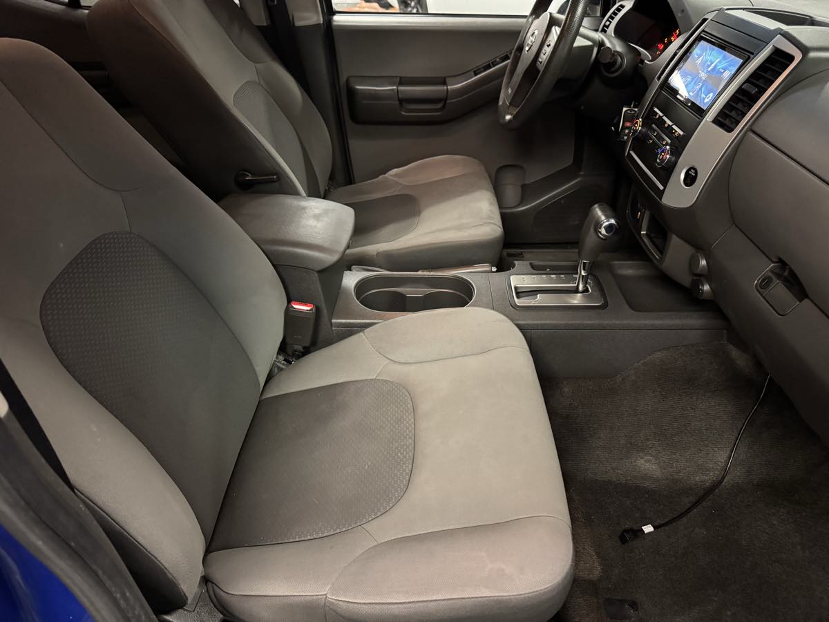 2012 Nissan Xterra S photo 37
