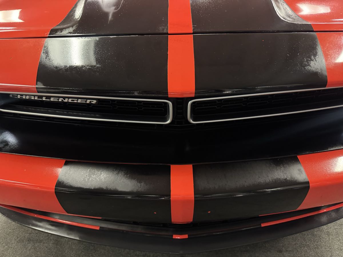 2016 Dodge Challenger SXT photo 7