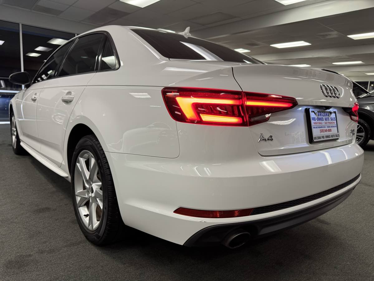 2018 Audi A4 Premium photo 22