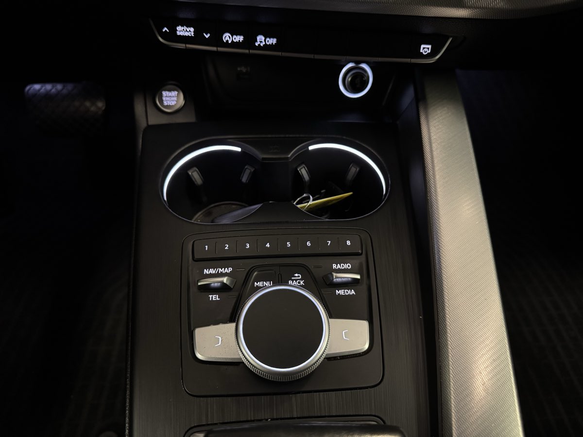 2018 Audi A4 Premium photo 36