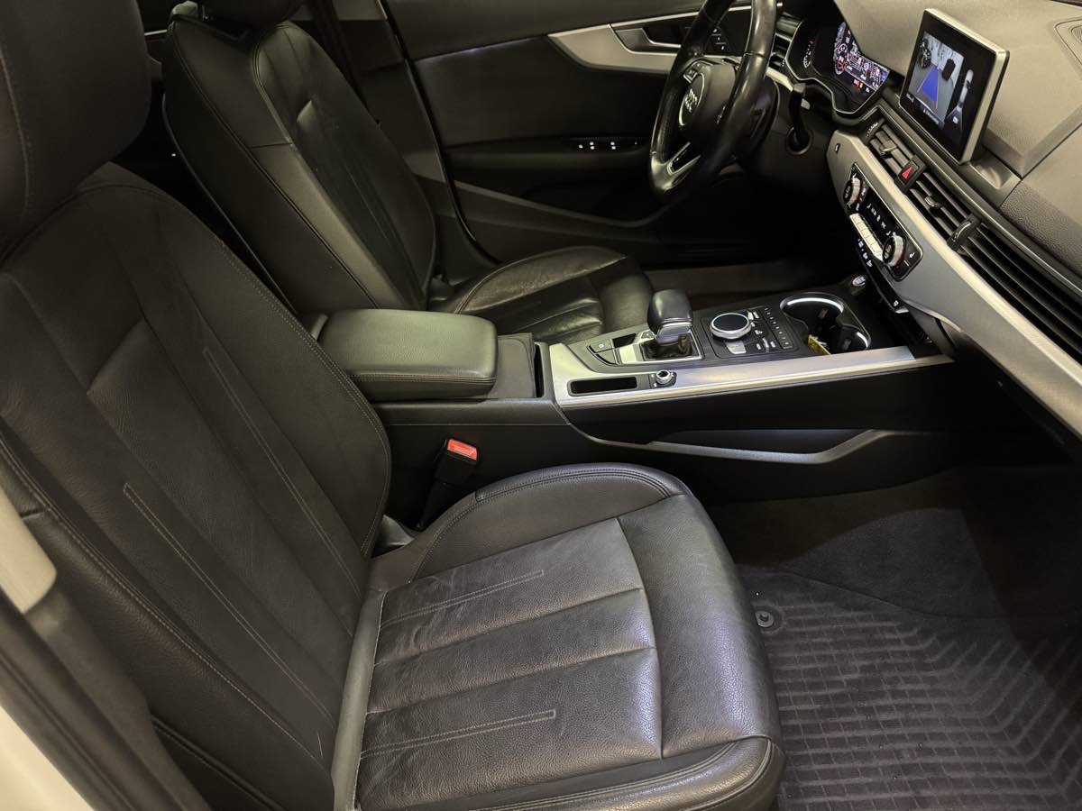 2018 Audi A4 Premium photo 43