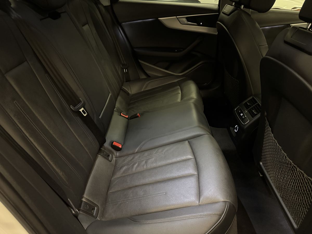 2018 Audi A4 Premium photo 46