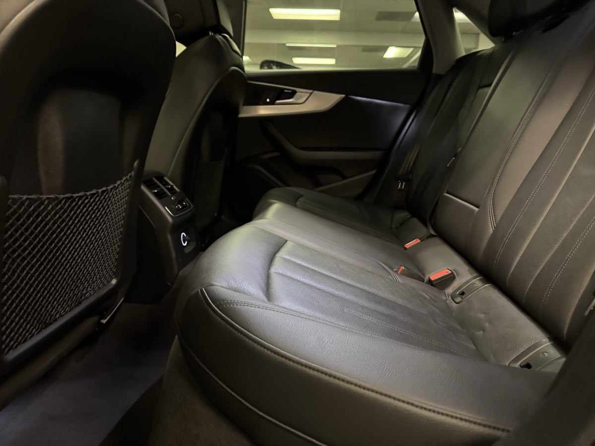 2018 Audi A4 Premium photo 48